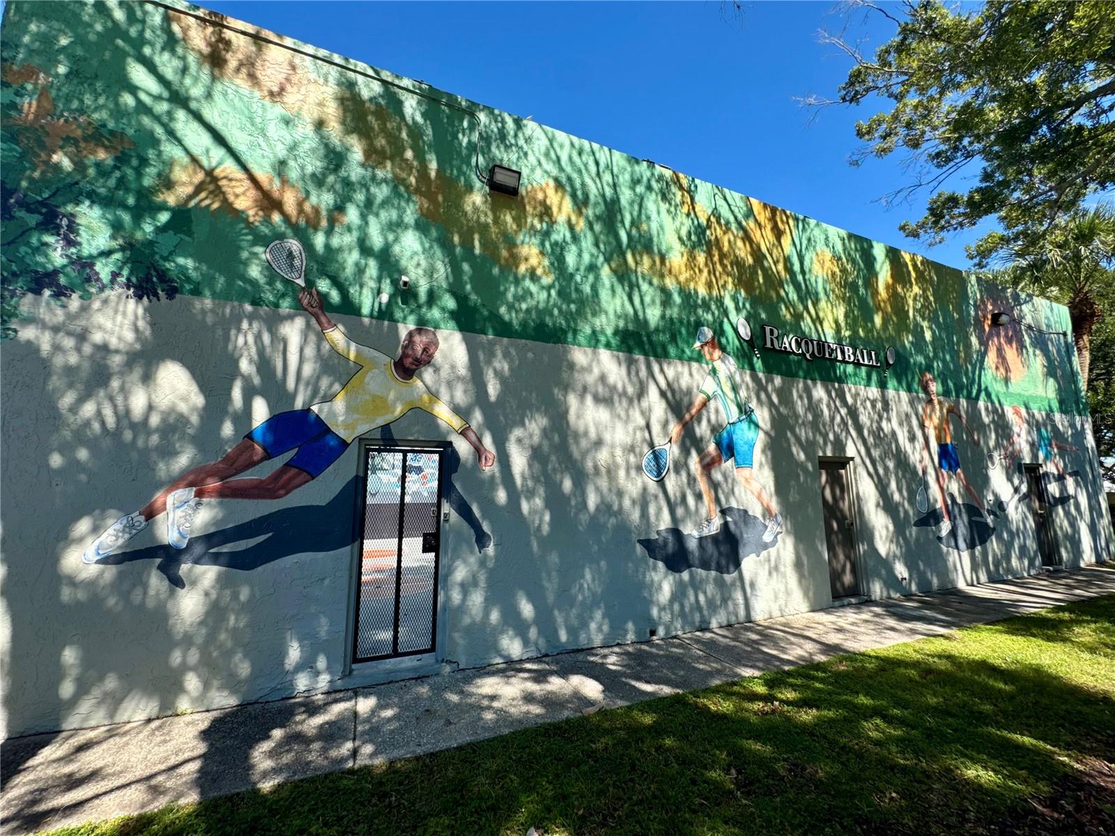 WHISPER LAKES - Residential