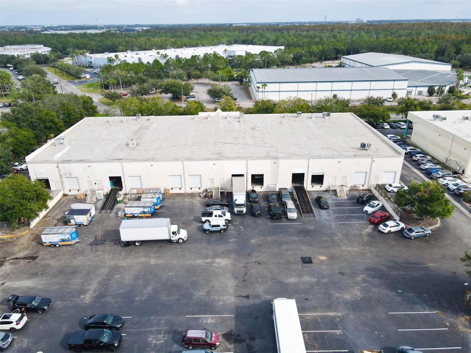 INVESTGROUP SERVICE CENTER CONDO - Commercial Sale