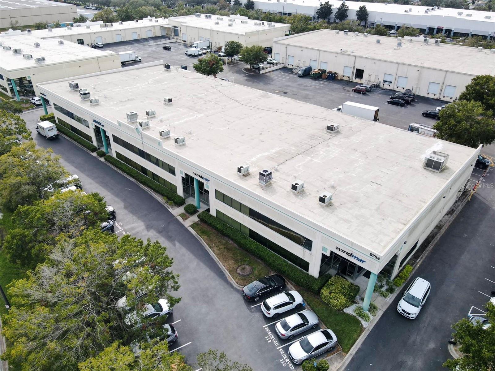 INVESTGROUP SERVICE CENTER CONDO - Commercial Sale