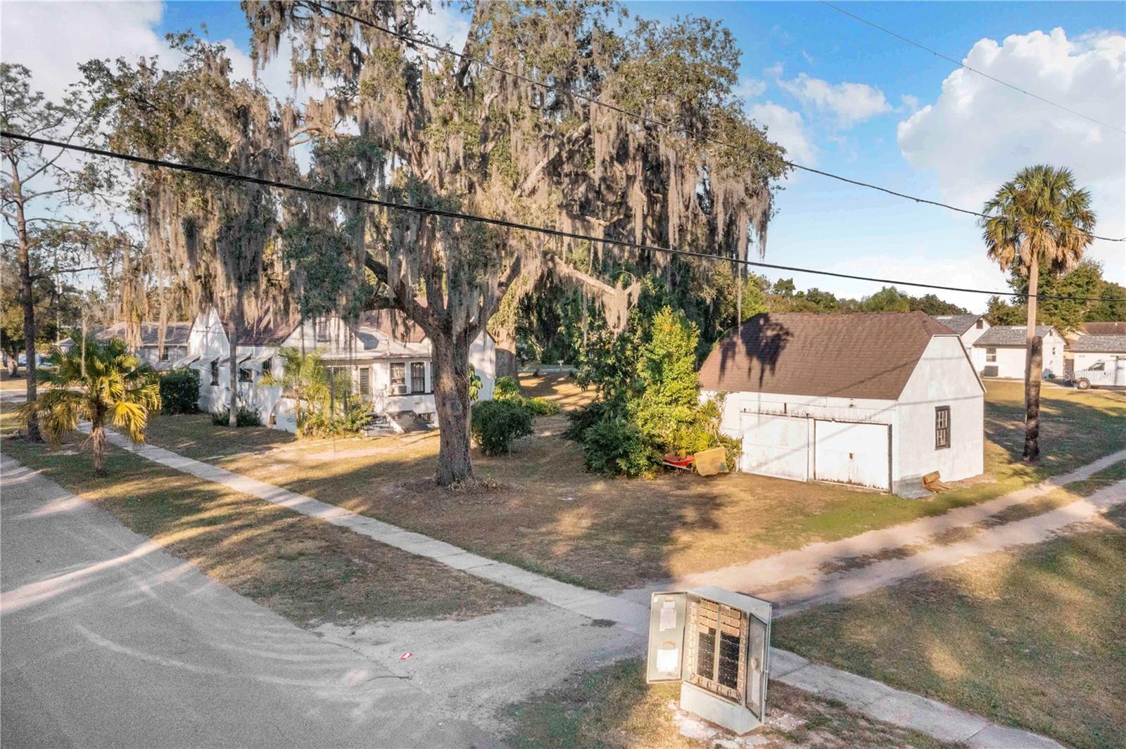 DAVENPORT - Residential