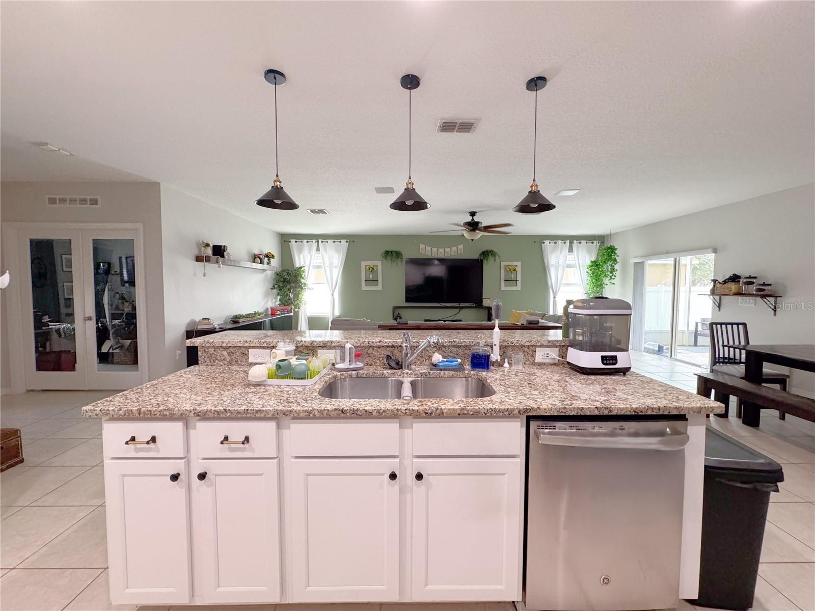 318 BRIARBROOK LANE
