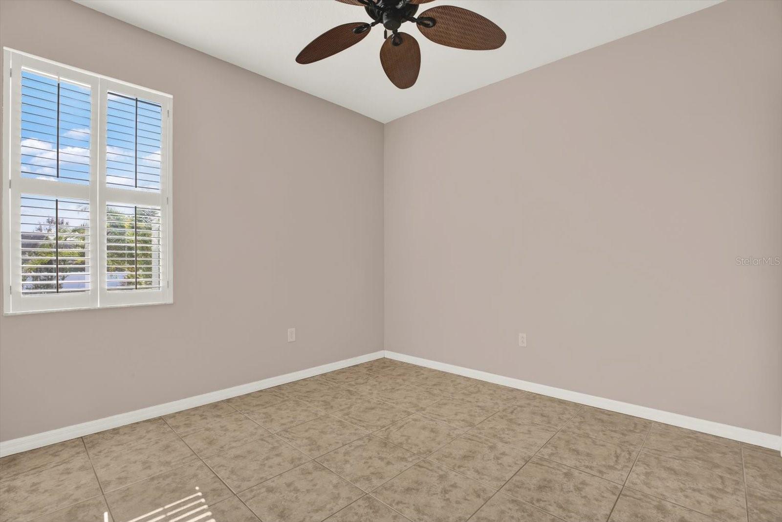 SPRING RIDGE - Residential