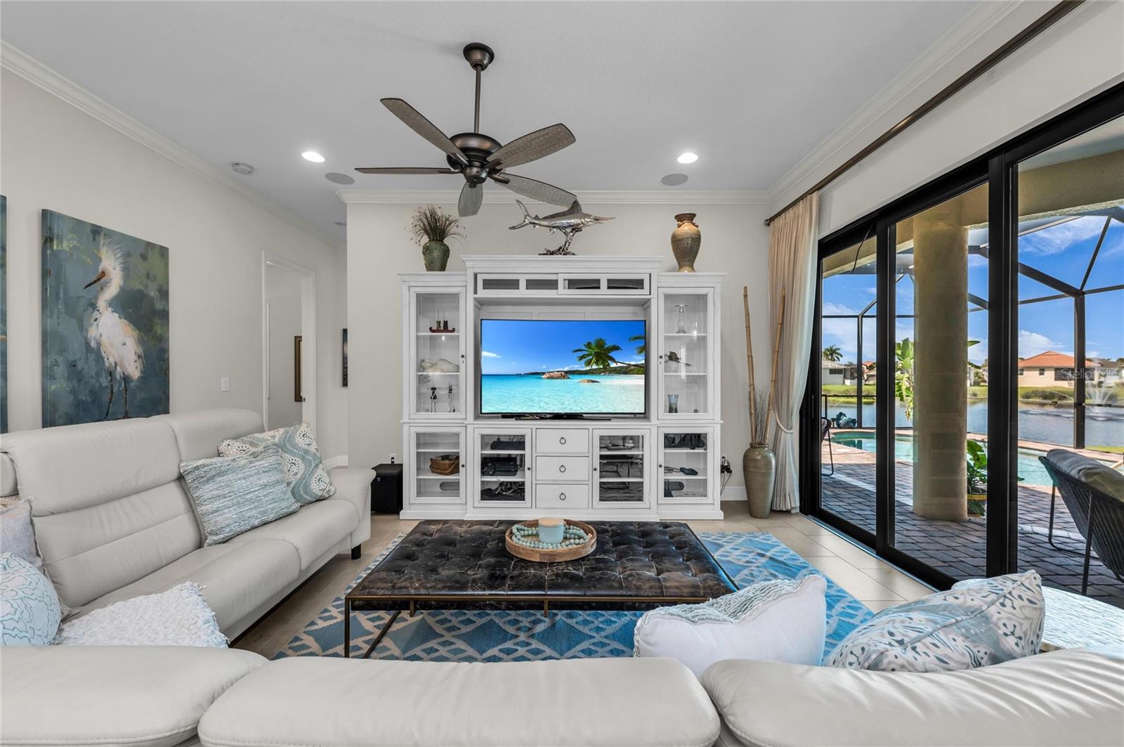 LEGENDS BAY - Residential