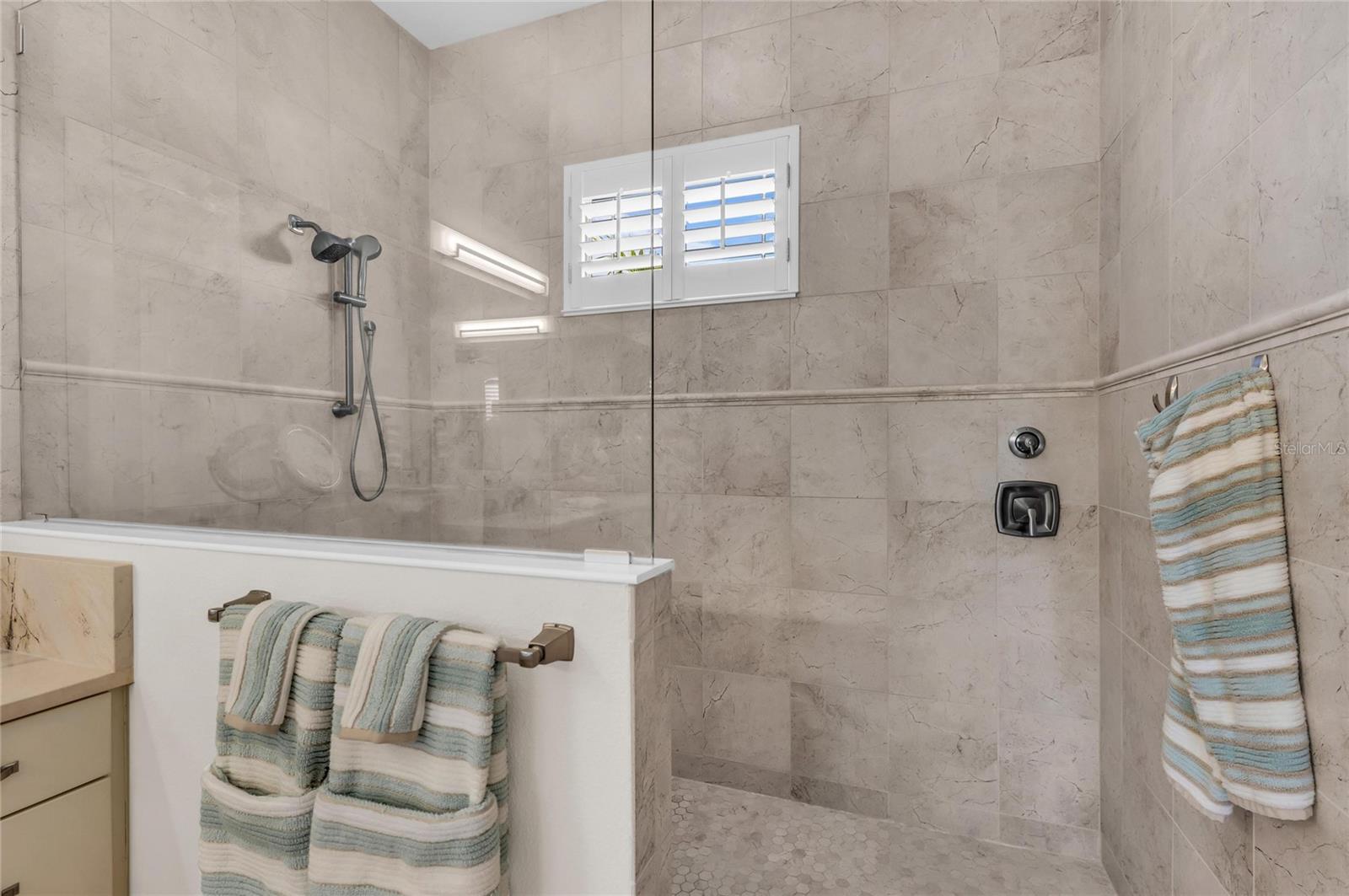 LEGENDS BAY - Residential