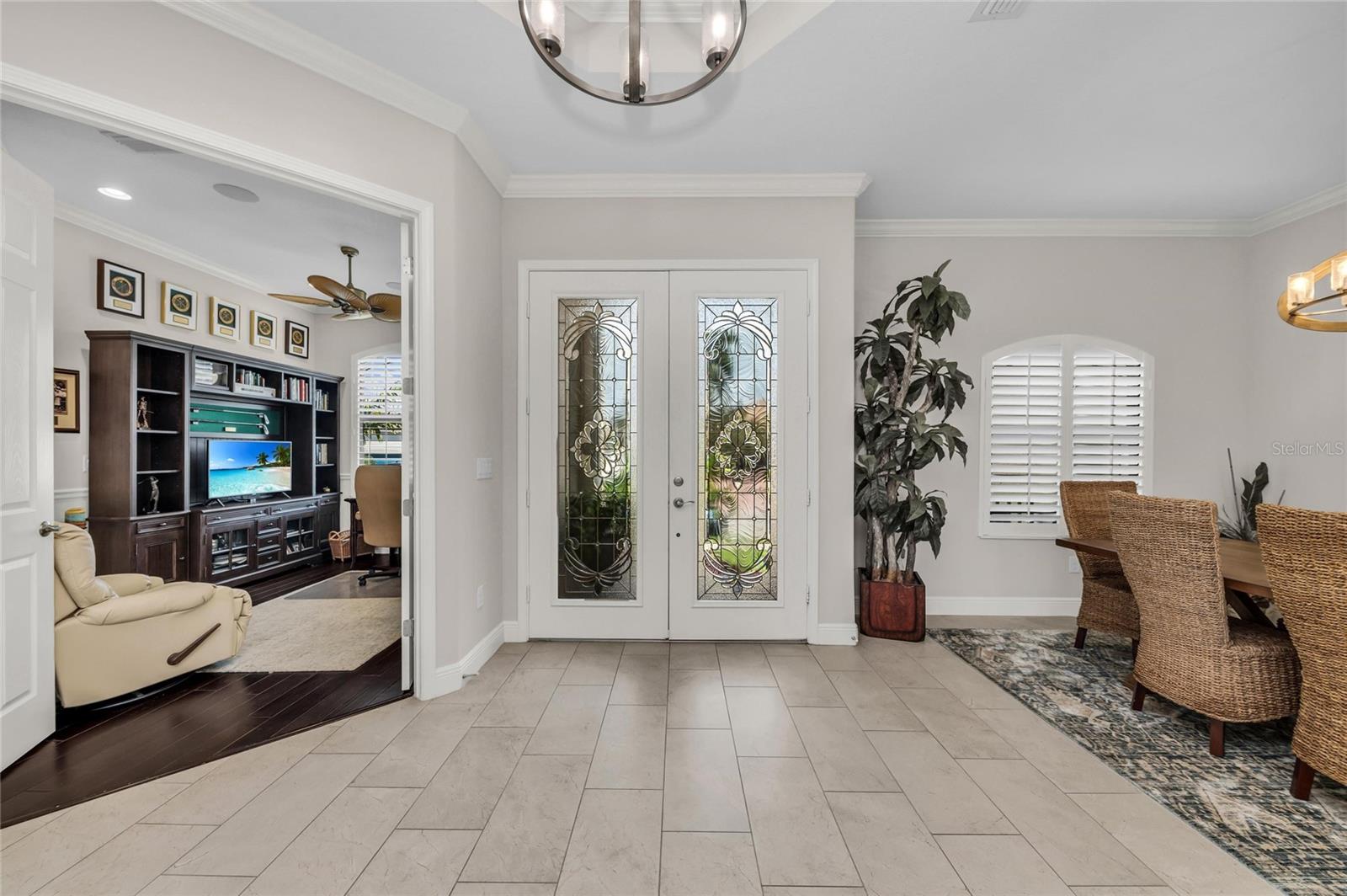 6224 SIGNATURE POINTE LANE