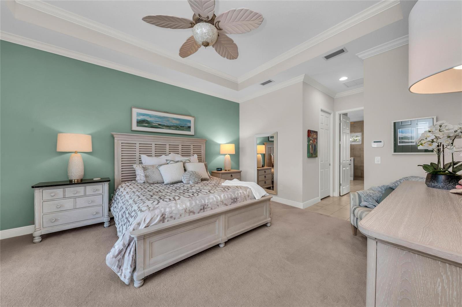 LEGENDS BAY - Residential