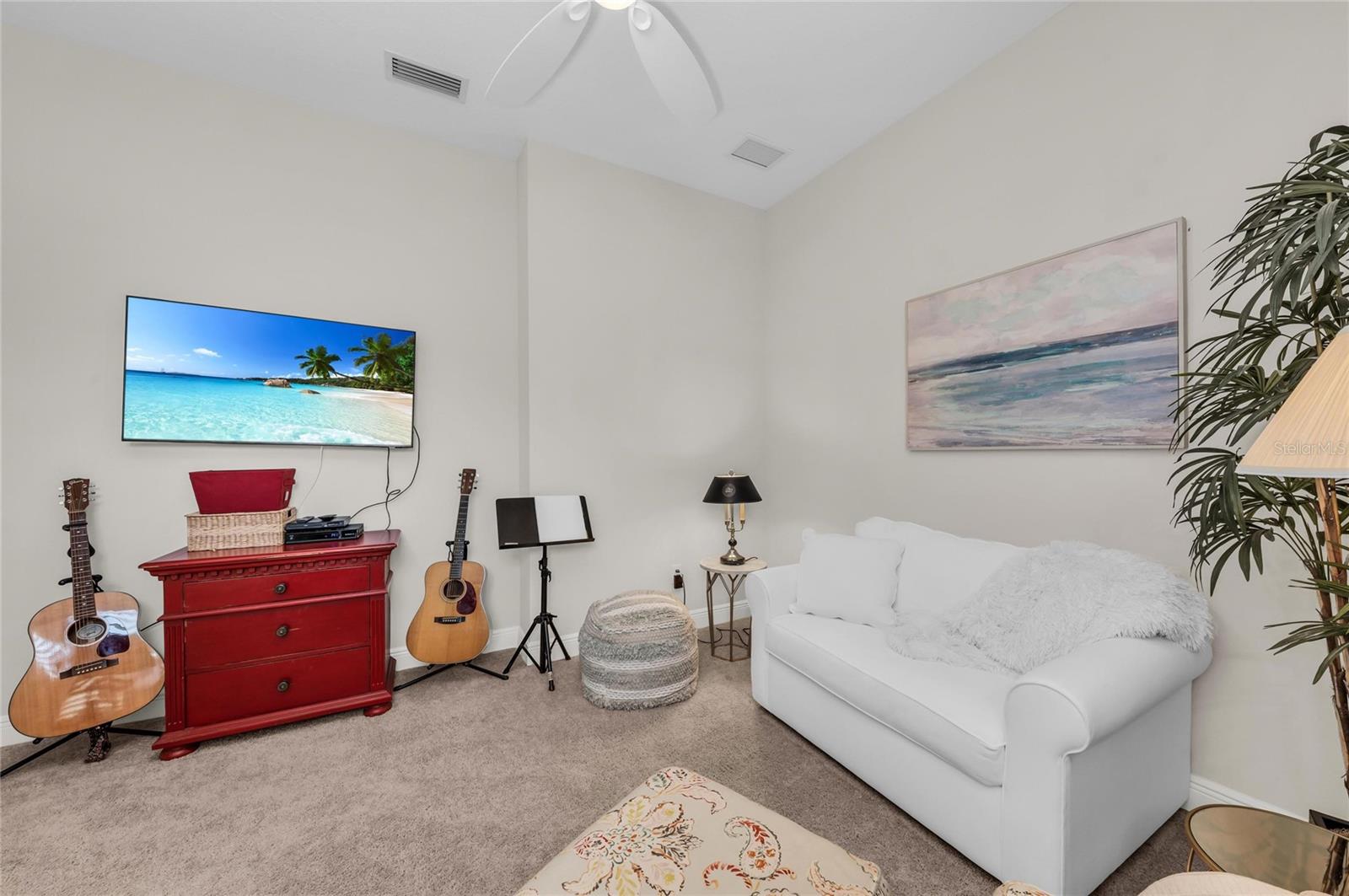 LEGENDS BAY - Residential