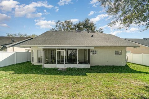 A home in LAKE MARY