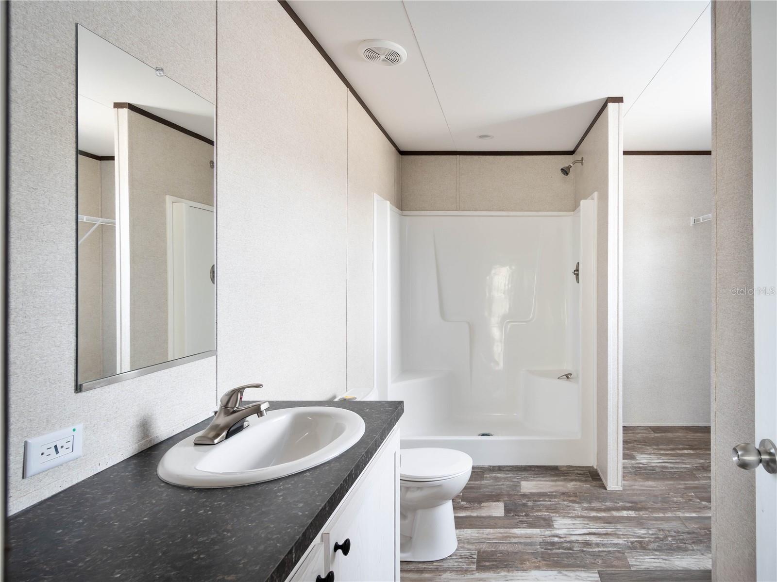 29-11-17 0001.25 ACRES W1/2 OF SE1/4 OF SE1/4 OF N - Residential