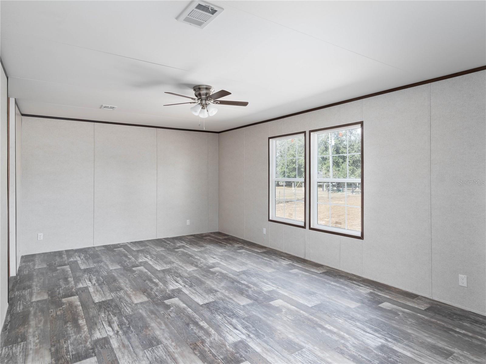 29-11-17 0001.25 ACRES W1/2 OF SE1/4 OF SE1/4 OF N - Residential