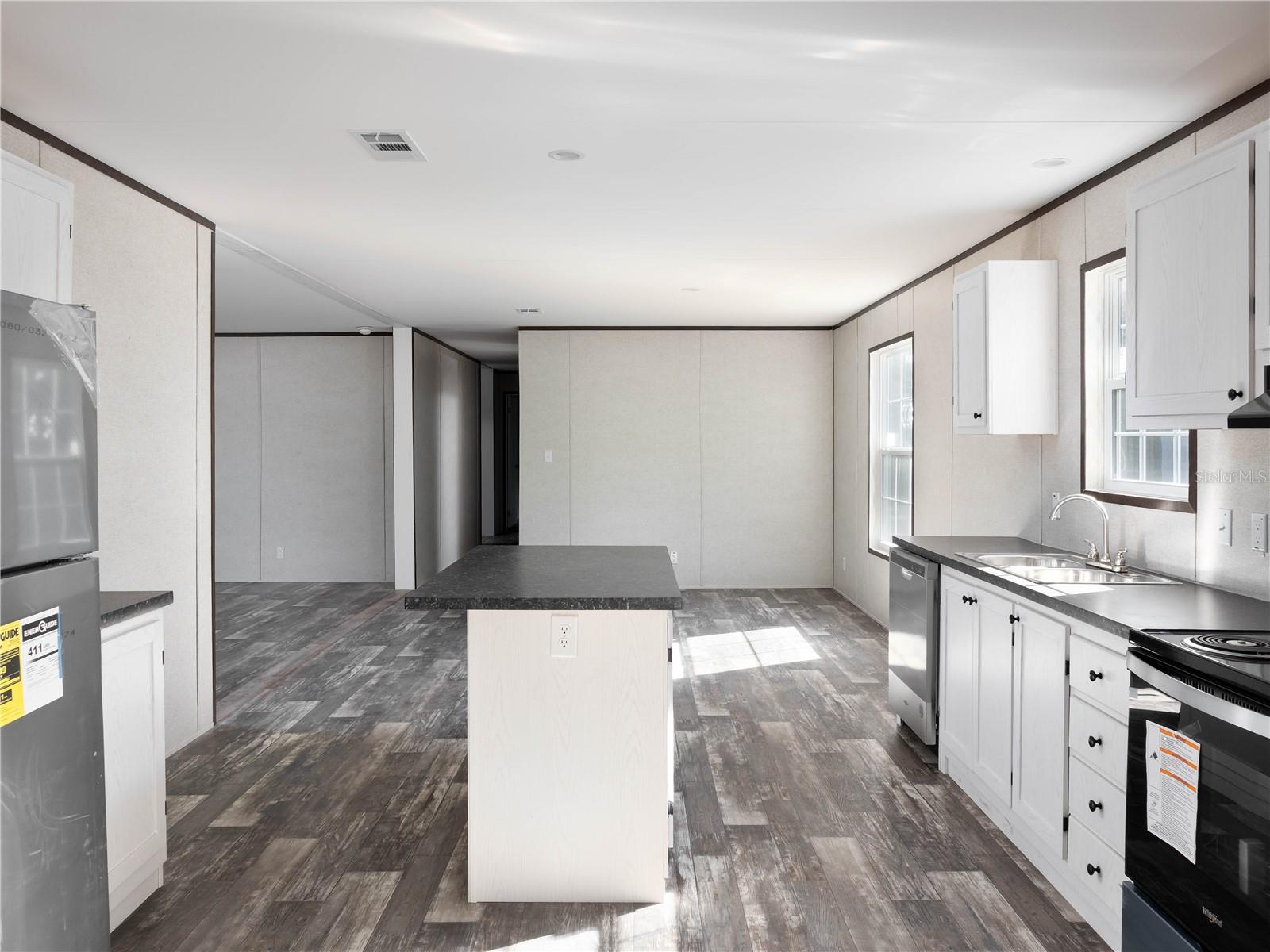 29-11-17 0001.25 ACRES W1/2 OF SE1/4 OF SE1/4 OF N - Residential