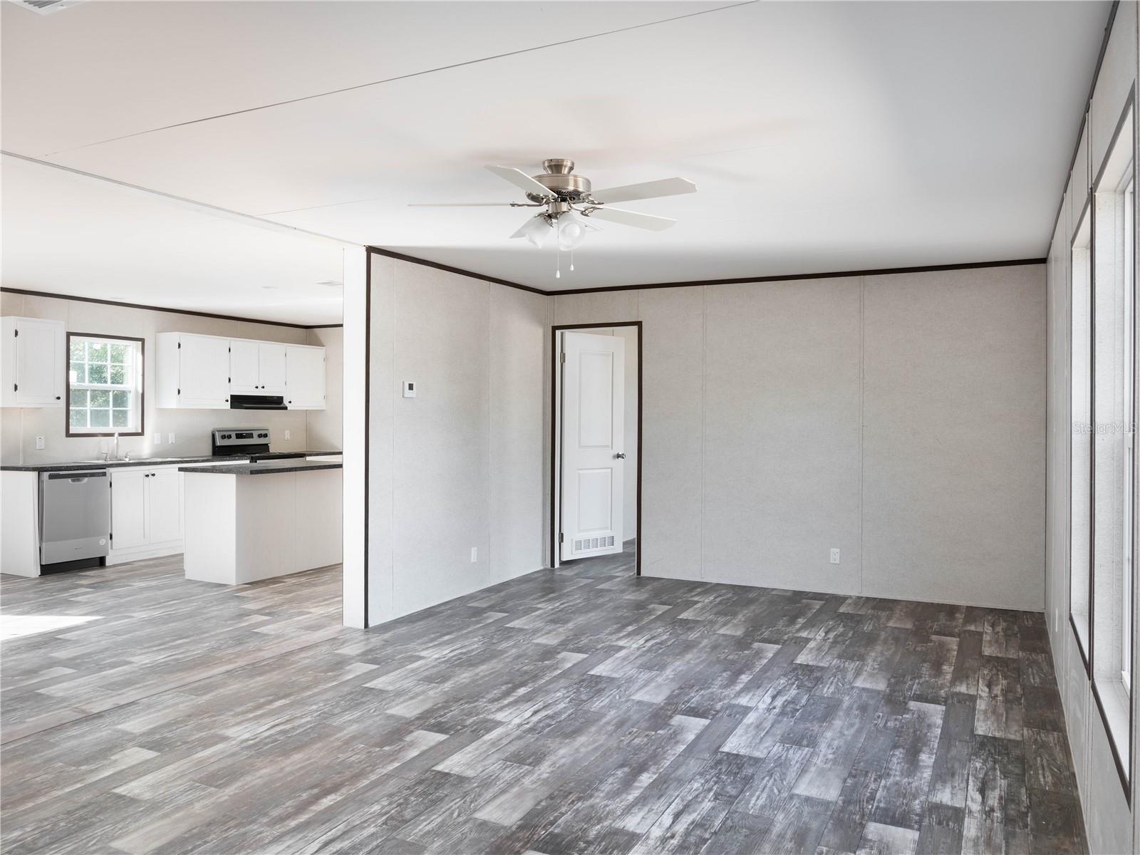 29-11-17 0001.25 ACRES W1/2 OF SE1/4 OF SE1/4 OF N - Residential