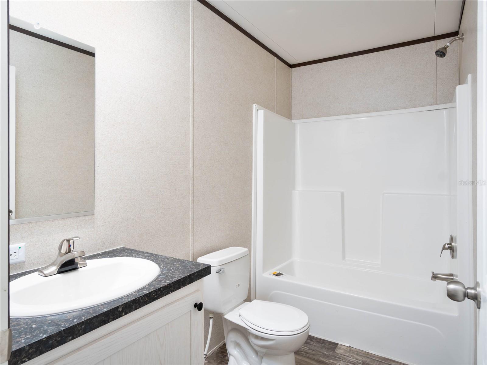 29-11-17 0001.25 ACRES W1/2 OF SE1/4 OF SE1/4 OF N - Residential