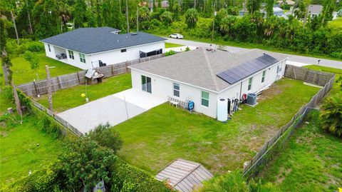 A home in NORTH PORT