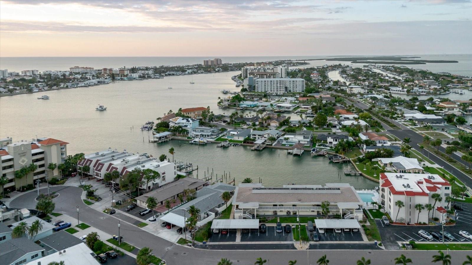 SEA ISLAND APTS 2 CONDO - Residential