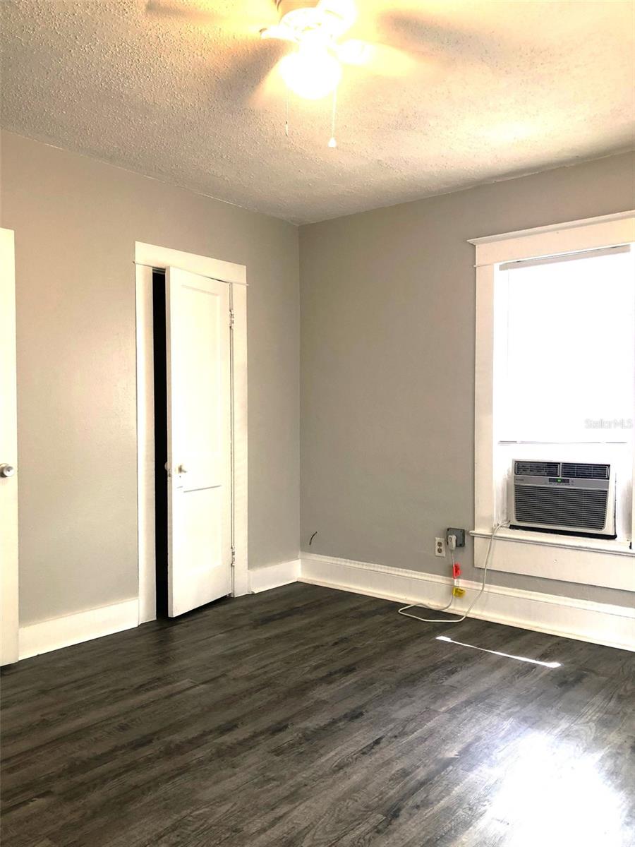 SANFORD TOWN OF - Residential Lease