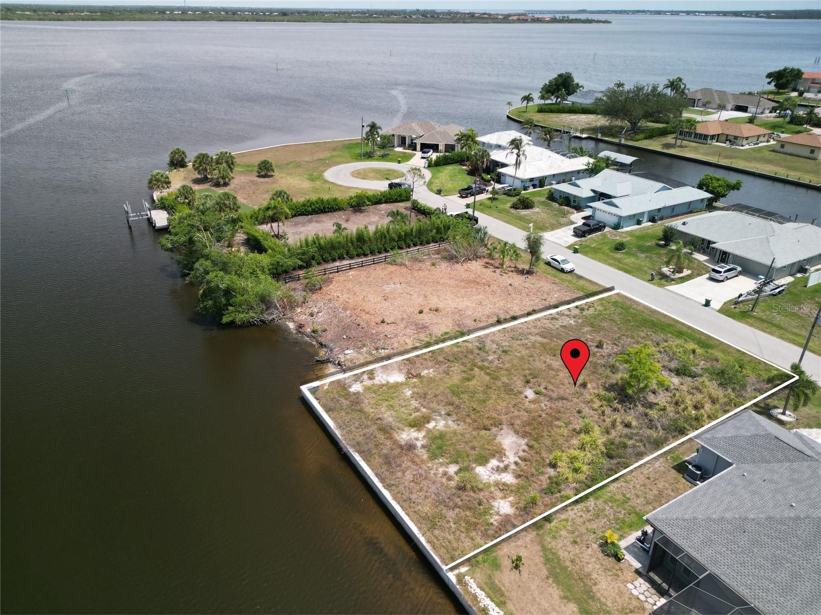 PORT CHARLOTTE SEC 060 - Land