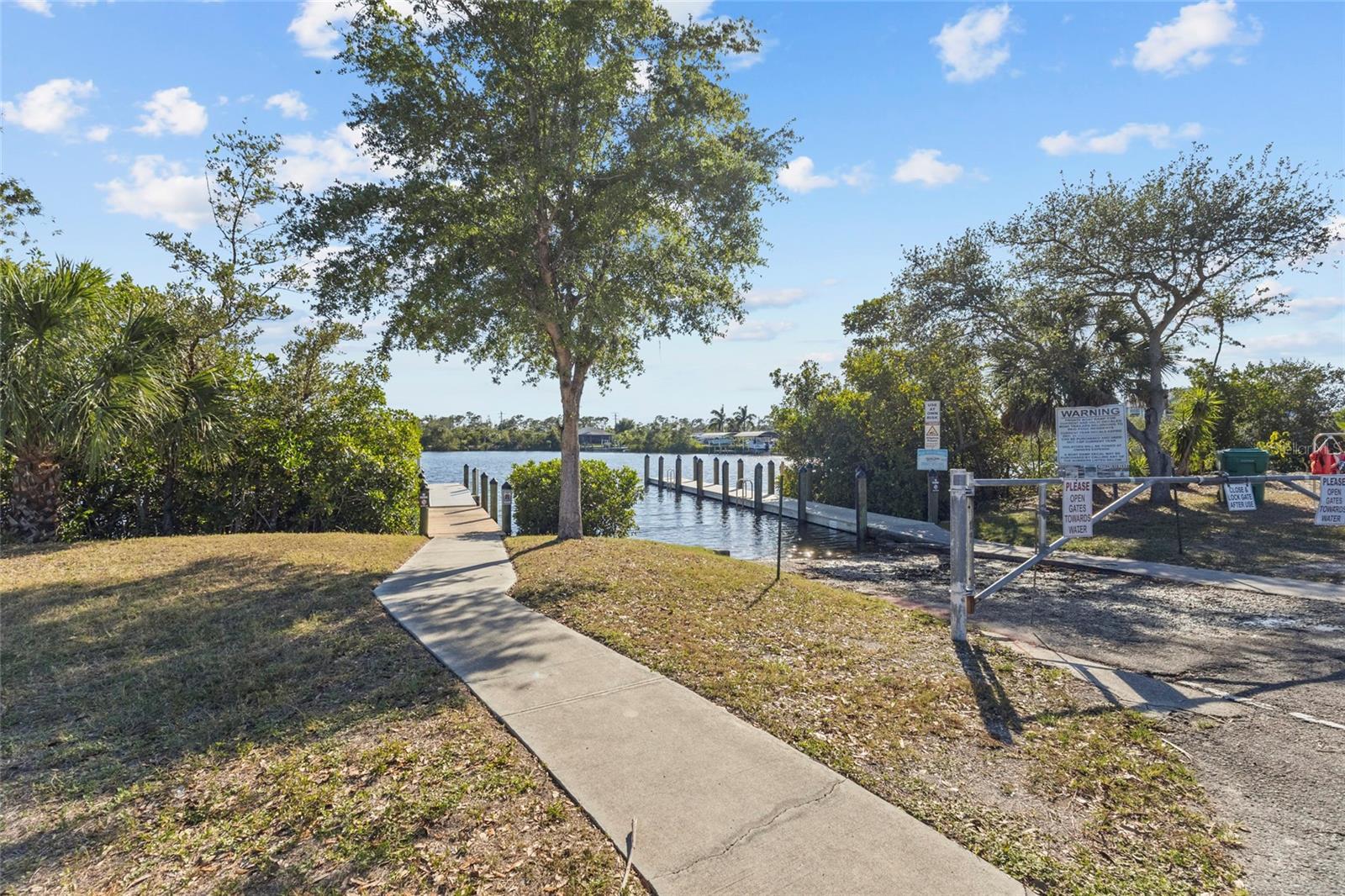 PORT CHARLOTTE SEC 060 - Land