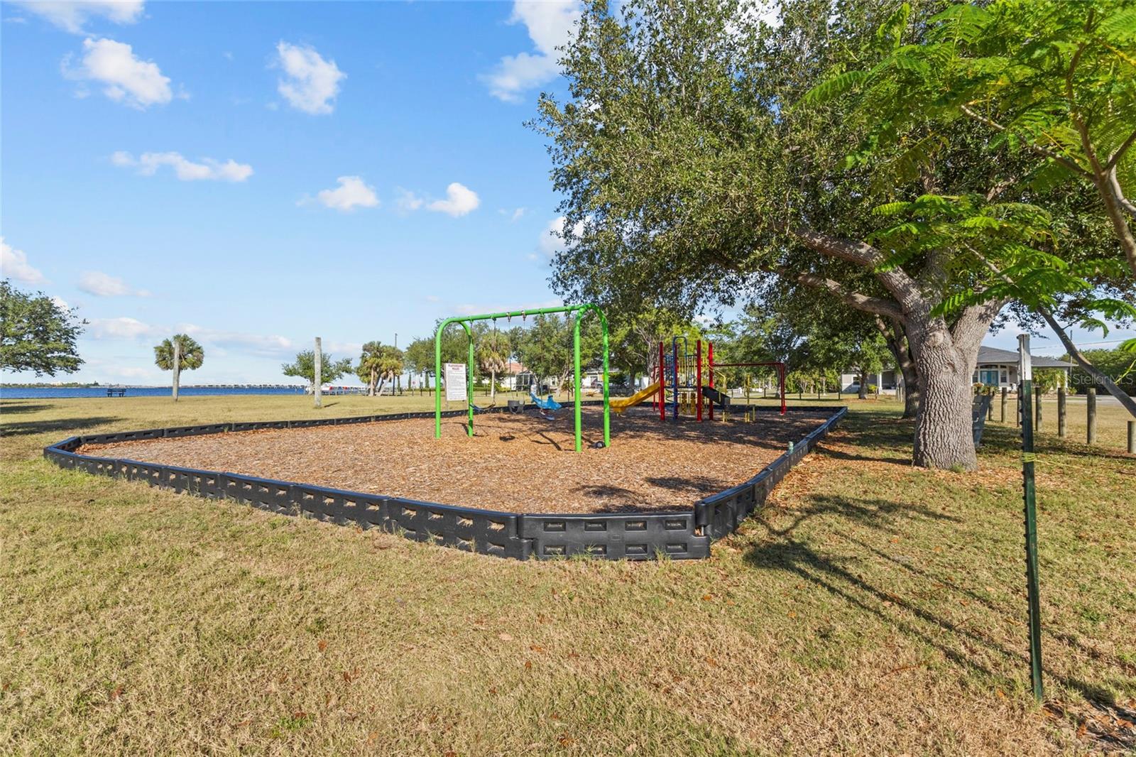 PORT CHARLOTTE SEC 060 - Land