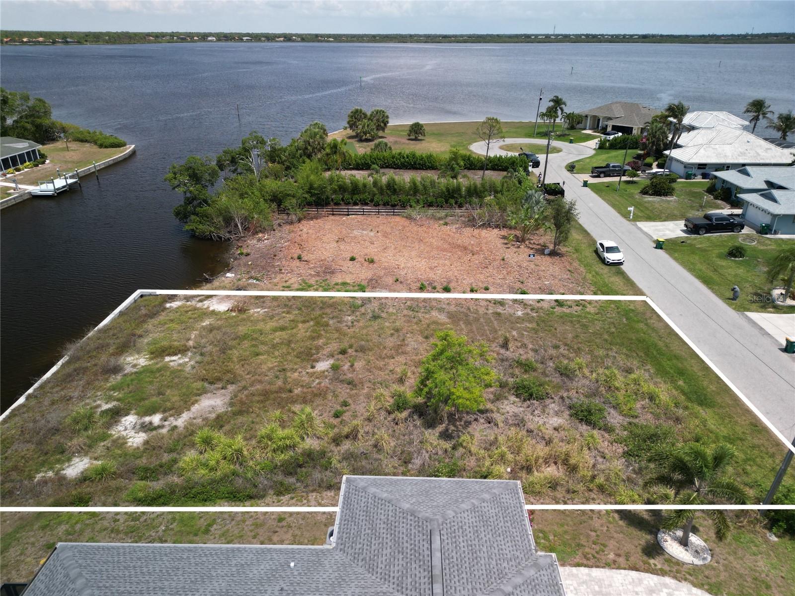 PORT CHARLOTTE SEC 060 - Land