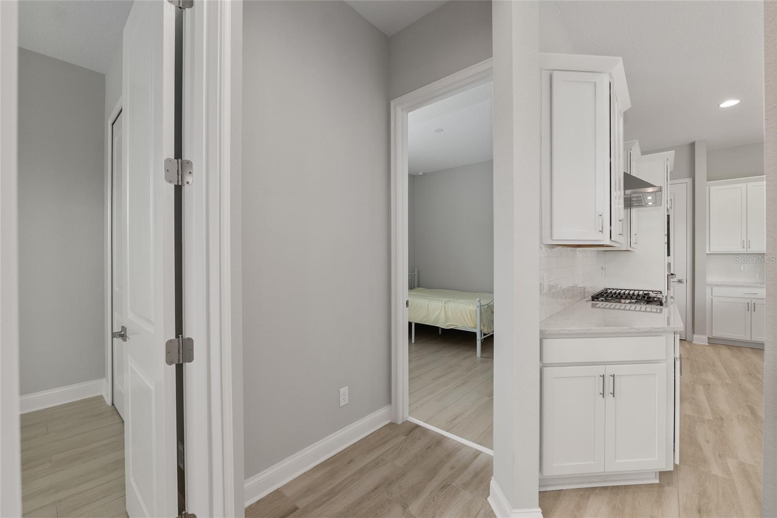 OAKMONT PH 4 PB 36 PG 83 - Residential