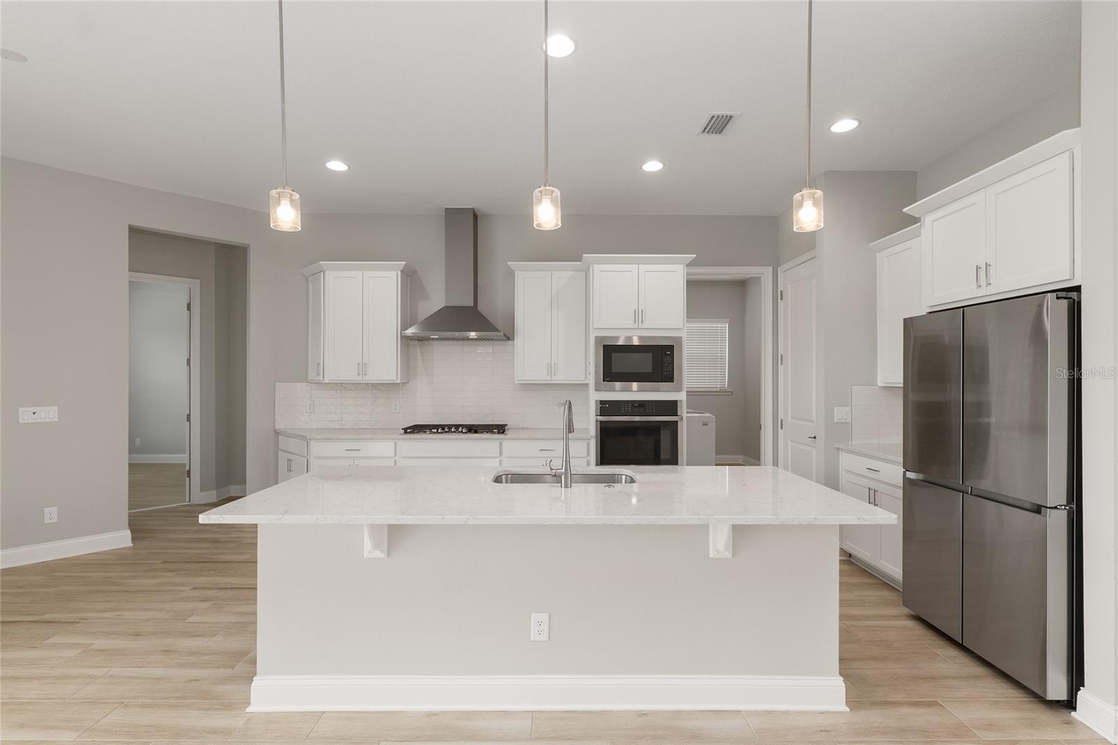 OAKMONT PH 4 PB 36 PG 83 - Residential