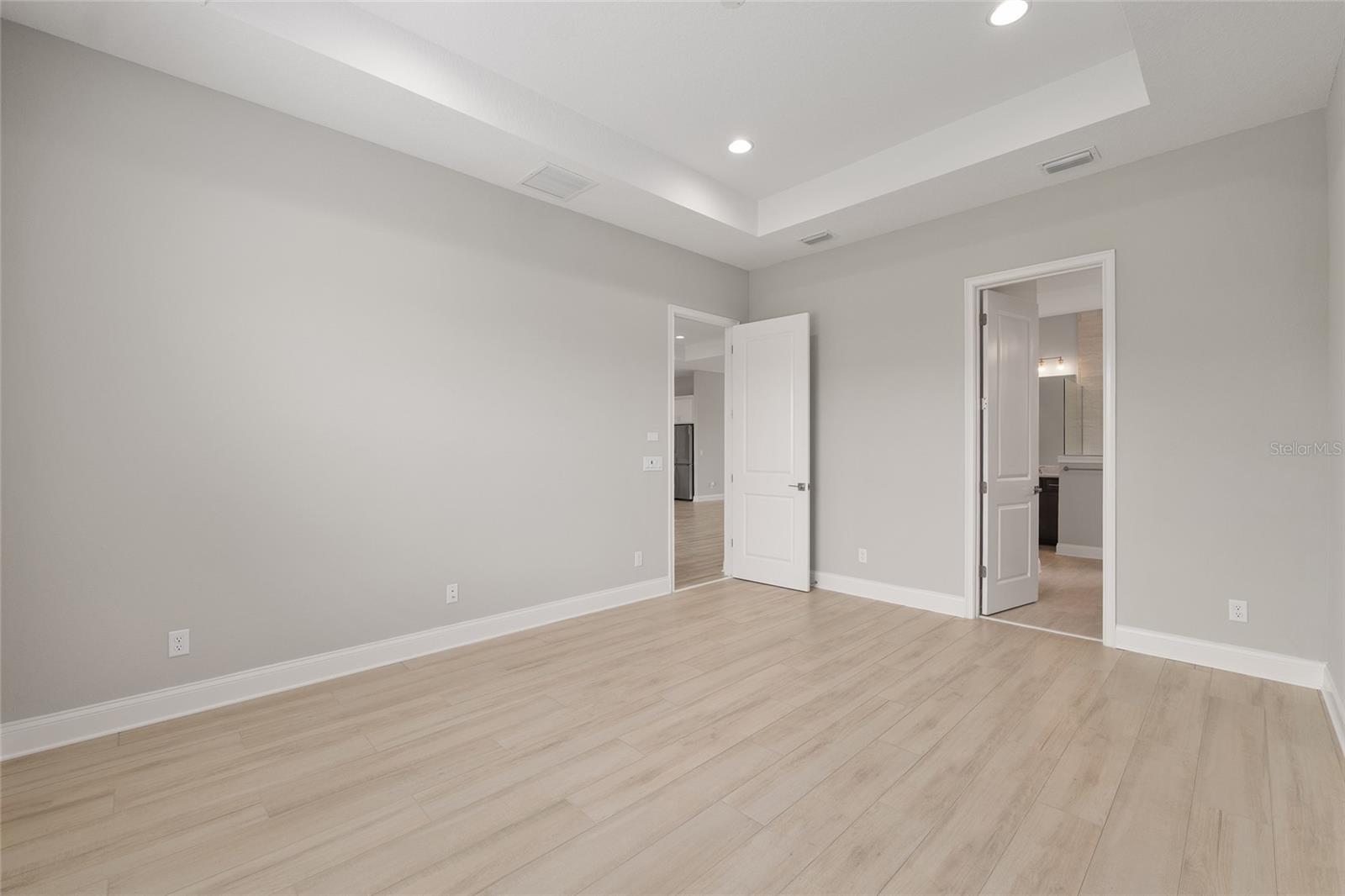 OAKMONT PH 4 PB 36 PG 83 - Residential