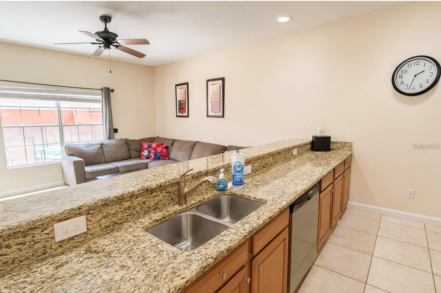 PARADISE PALMS RESORT PH 1 - Residential Lease