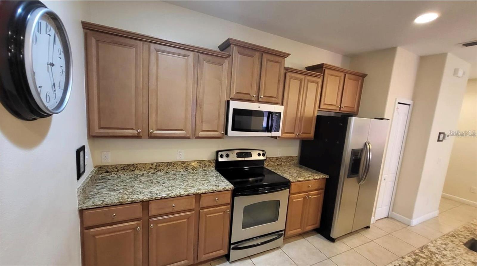 PARADISE PALMS RESORT PH 1 - Residential Lease