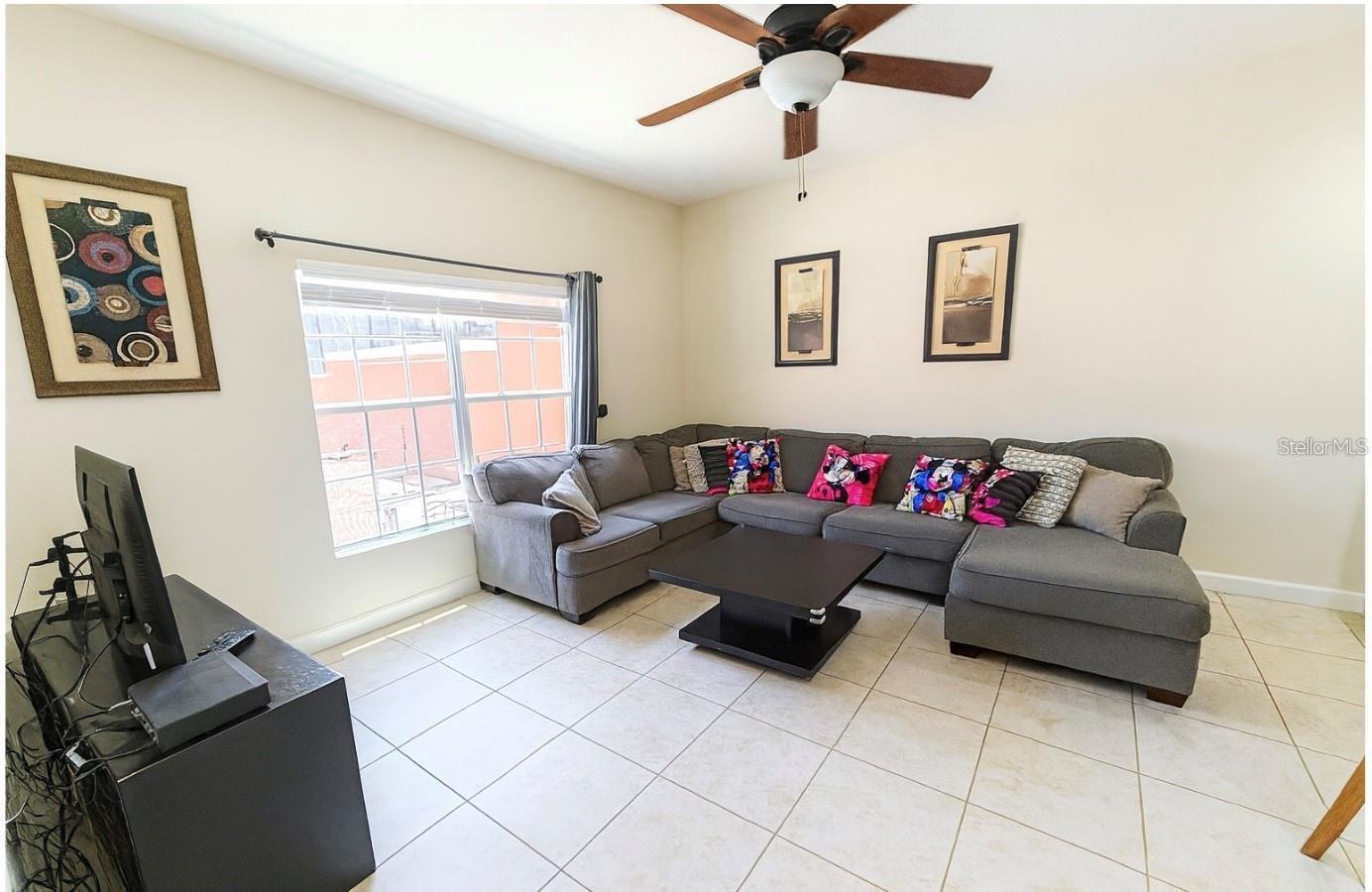 PARADISE PALMS RESORT PH 1 - Residential Lease