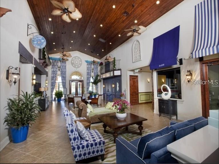 PARADISE PALMS RESORT PH 1 - Residential Lease