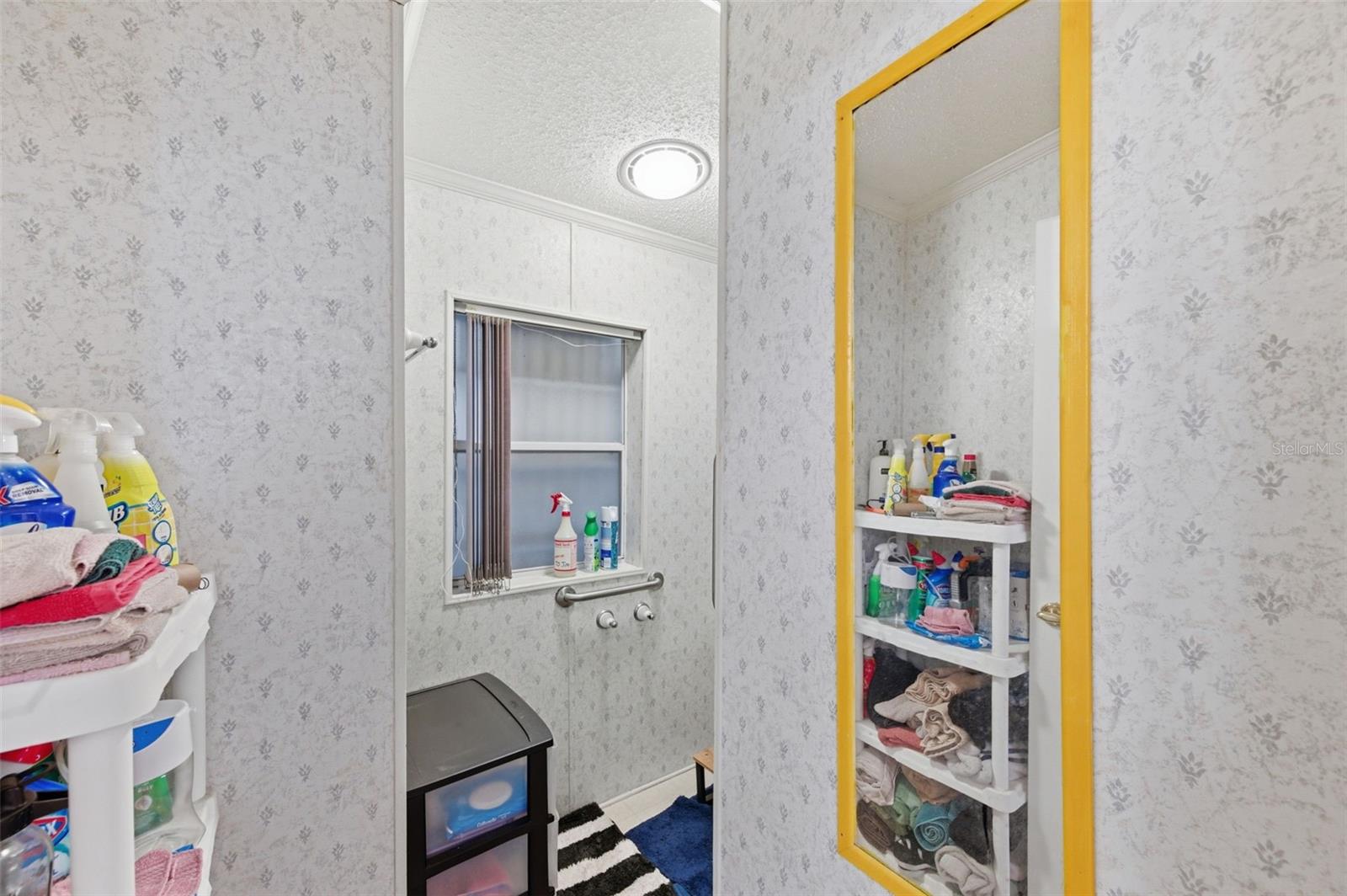 PARKWOOD ACRES - Residential