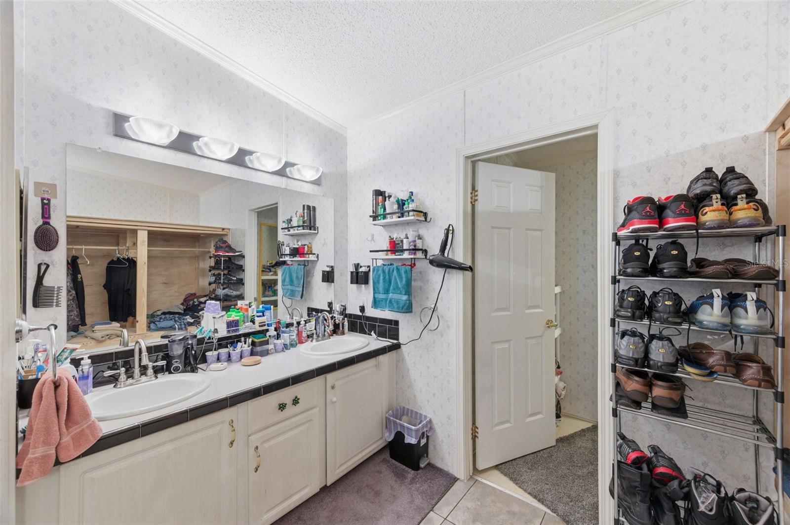 PARKWOOD ACRES - Residential