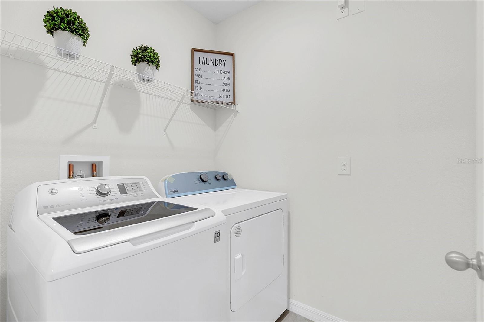 CADENCE AT PARC HILL - Residential