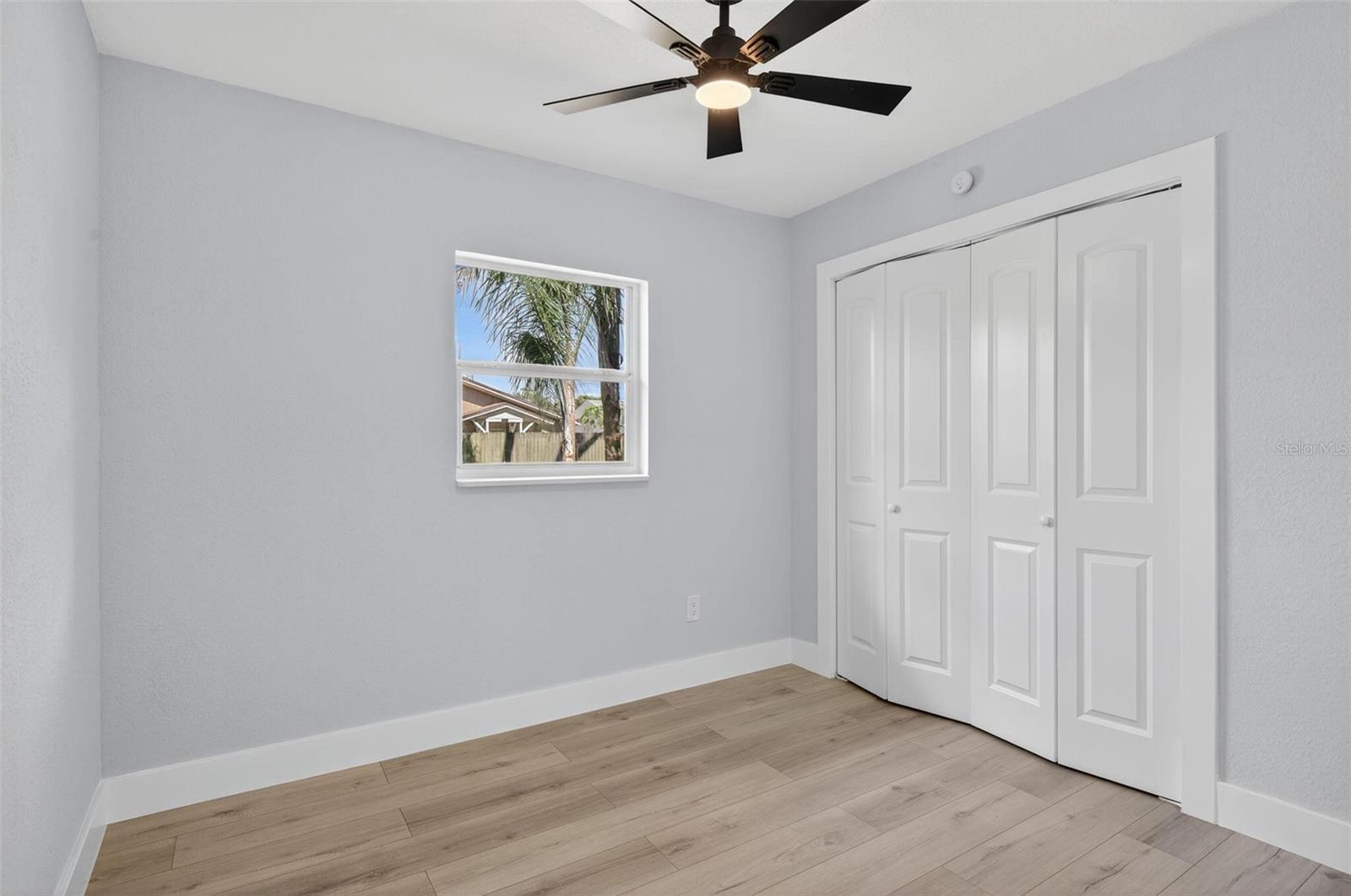 BAY CREST PARK UNIT 01 - Residential