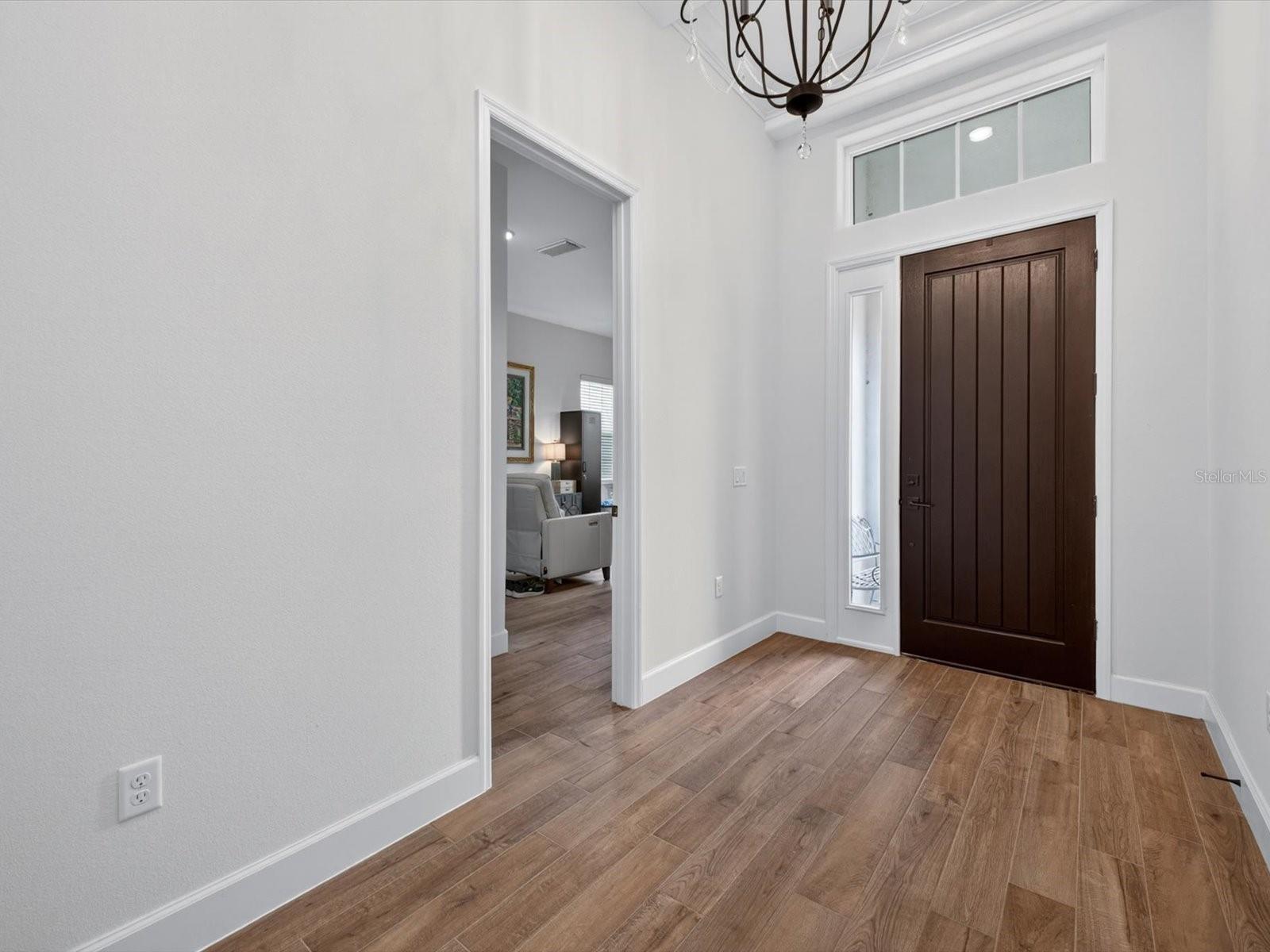 268 HAMPTON LOOP