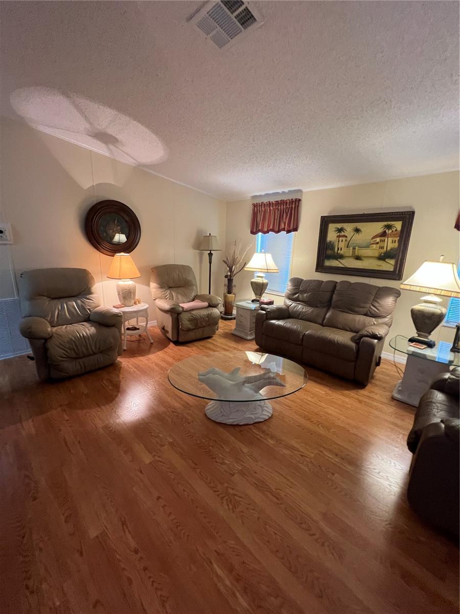 OASIS VILLAGE - Residential