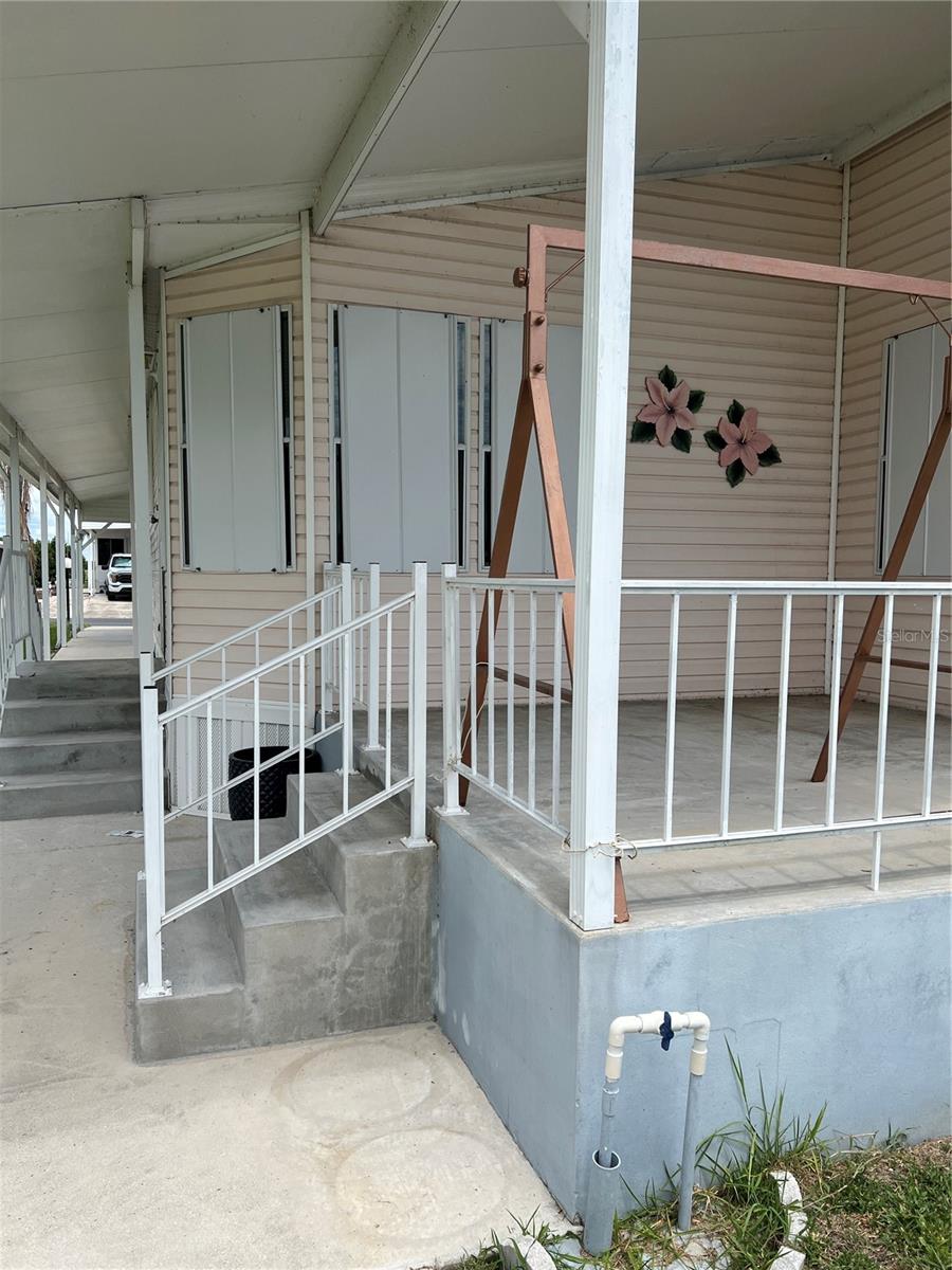 OASIS VILLAGE - Residential