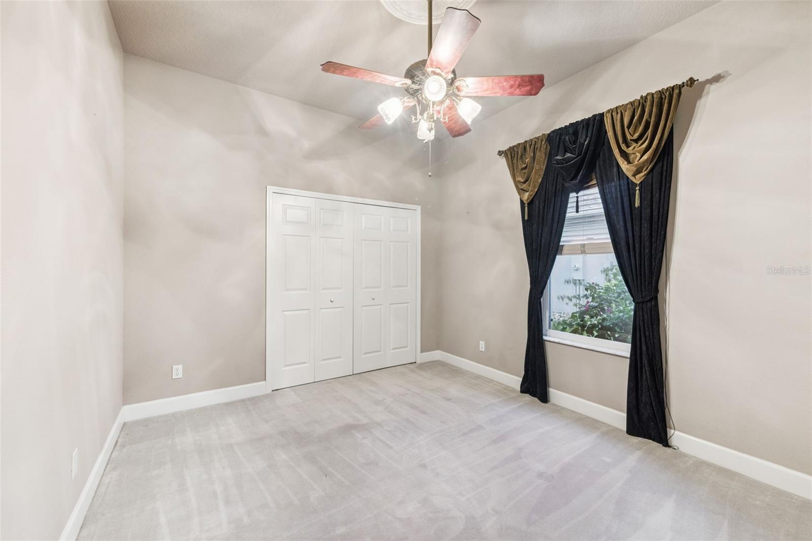 SANCTUARY ON SPRUCE CREEK 03 - Residential