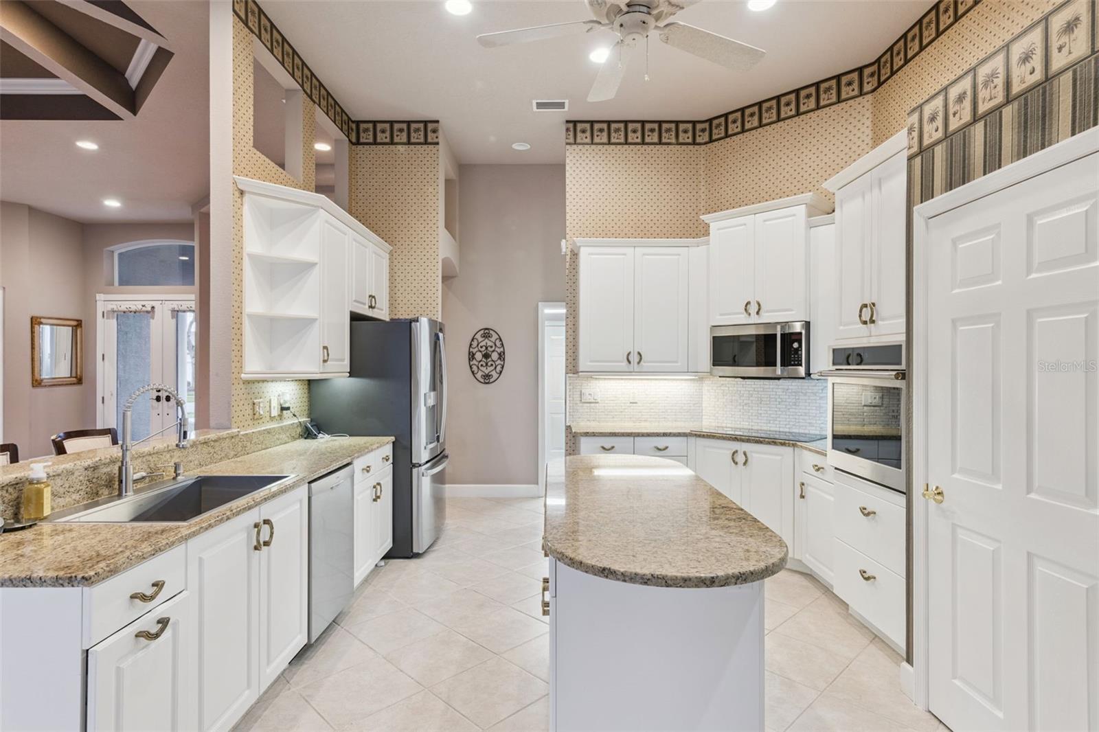 SANCTUARY ON SPRUCE CREEK 03 - Residential