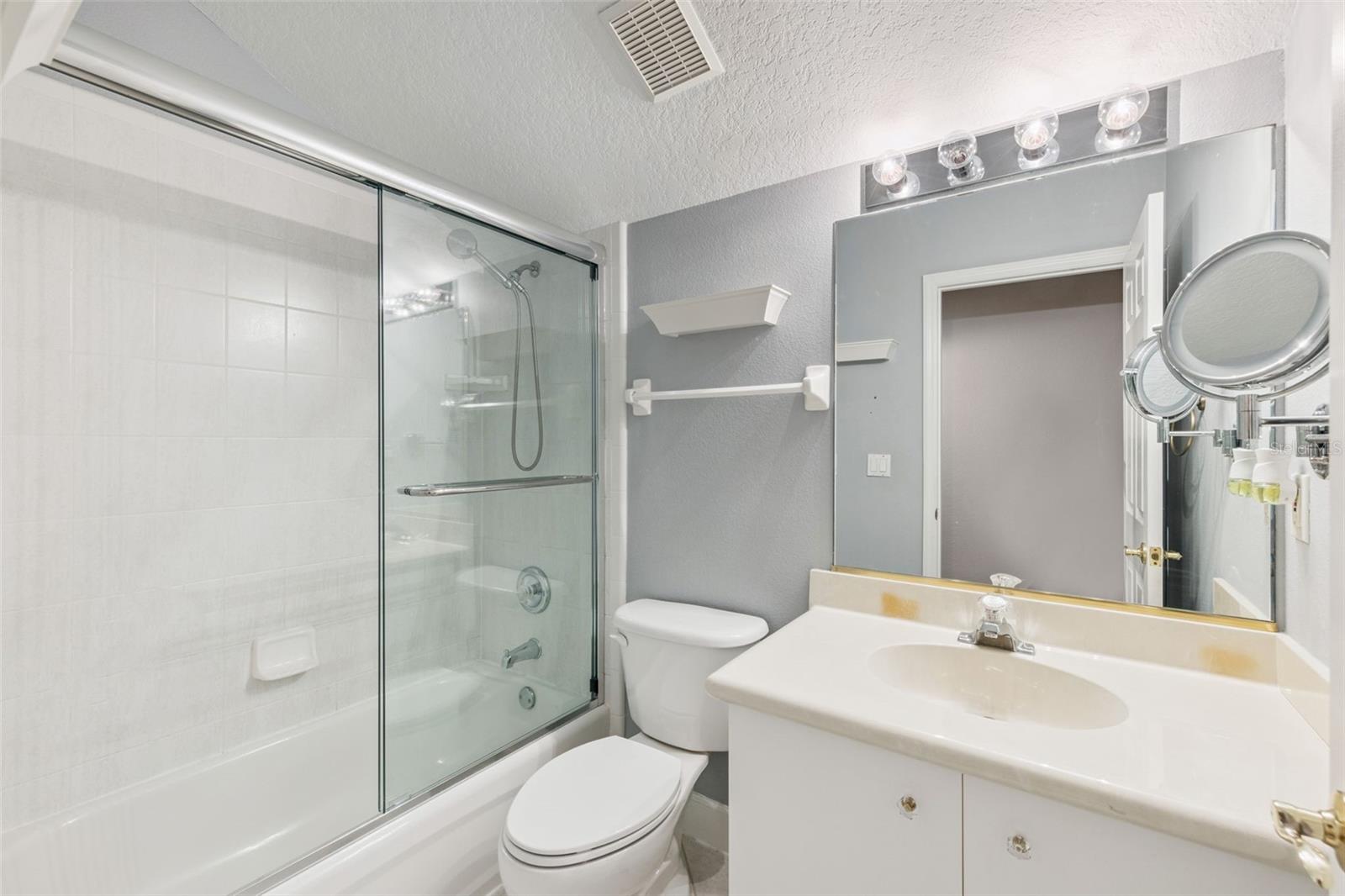 SANCTUARY ON SPRUCE CREEK 03 - Residential