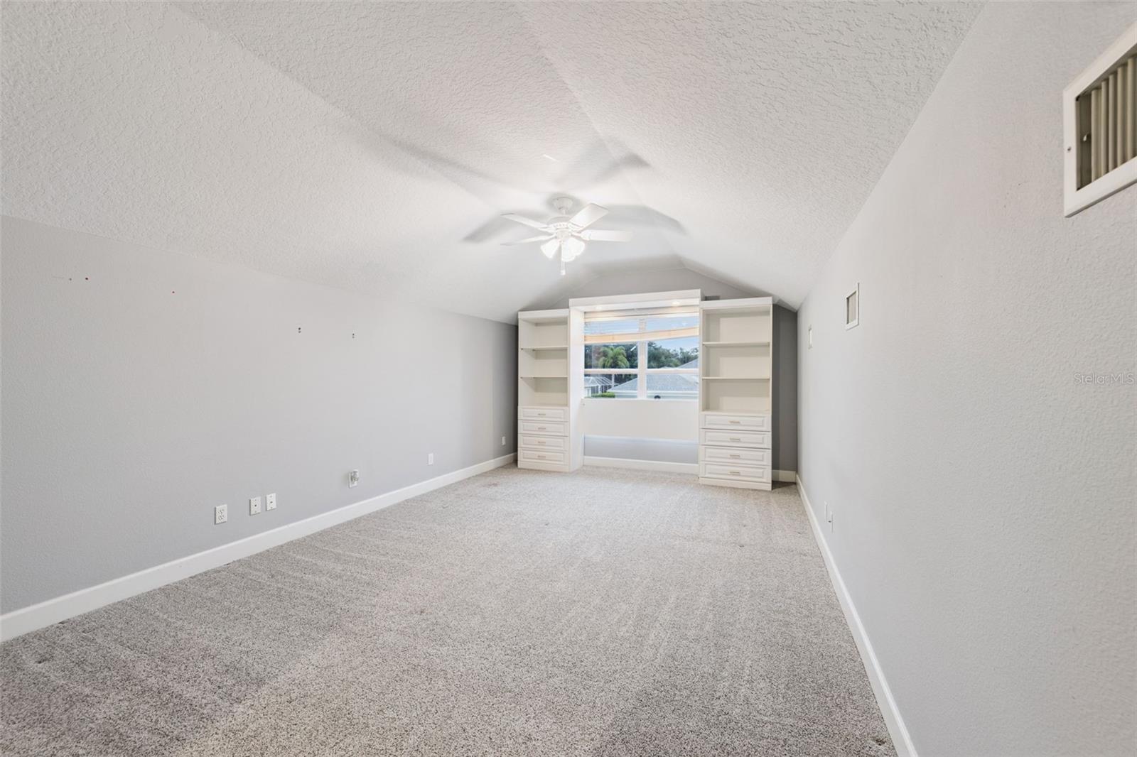 SANCTUARY ON SPRUCE CREEK 03 - Residential