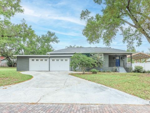Photo of 722 Sagamore Street, Lakeland, FL 33803 (MLS # L4960203)