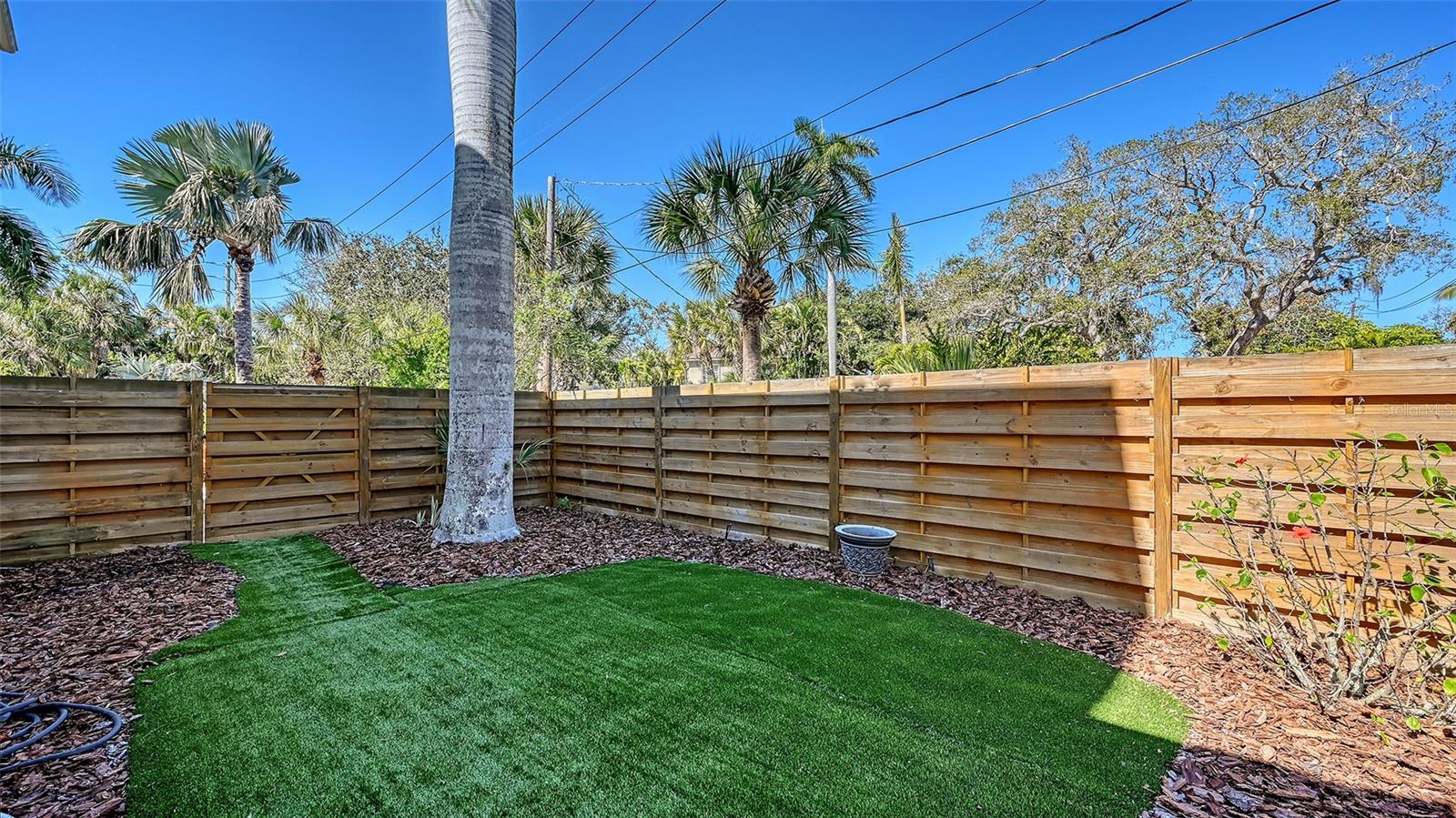 SARASOTA BEACH - Residential