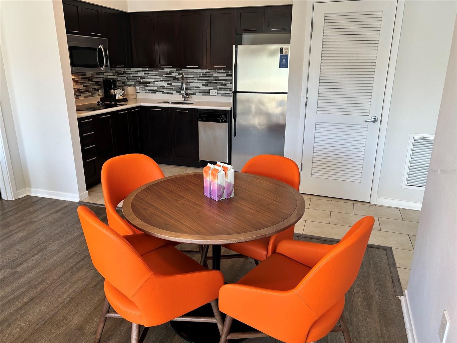 MONA LISA AT CELEBRATION CONDO HOTEL,MELIA ORLANDO - Residential