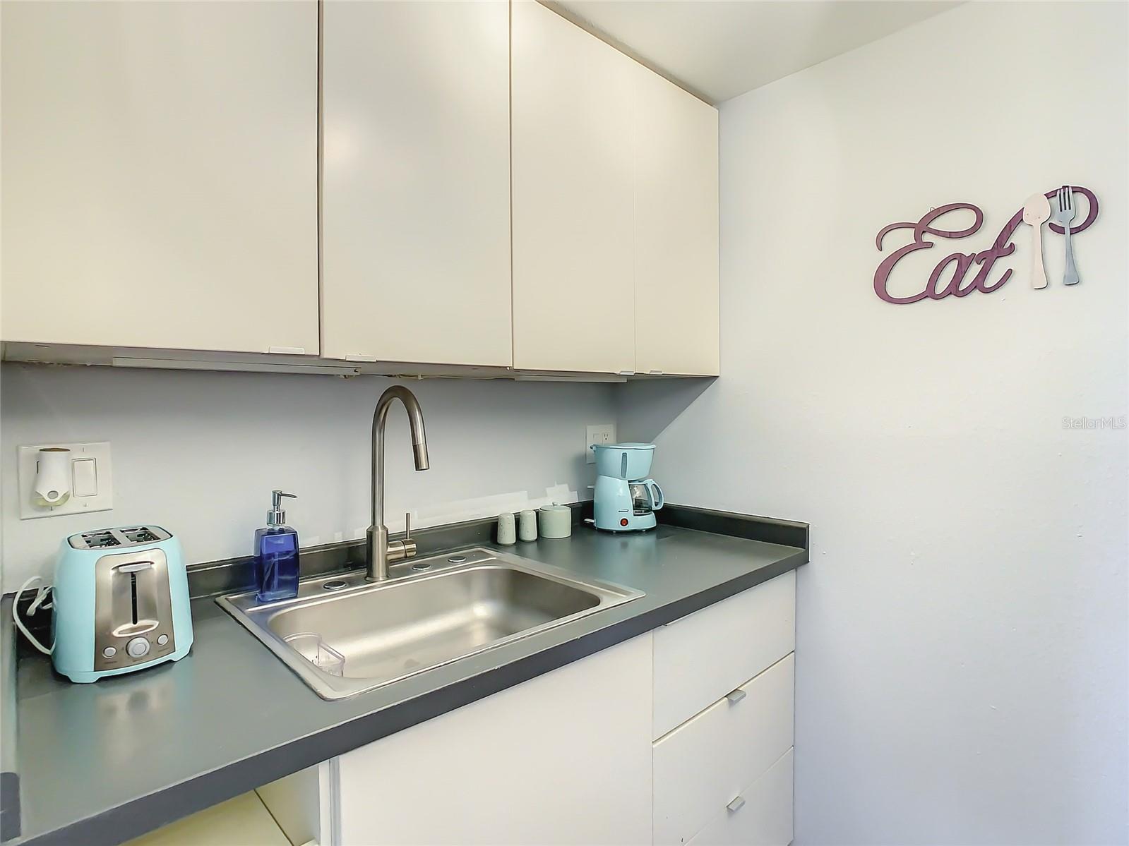 WATERSIDE CONDO II - Residential Lease