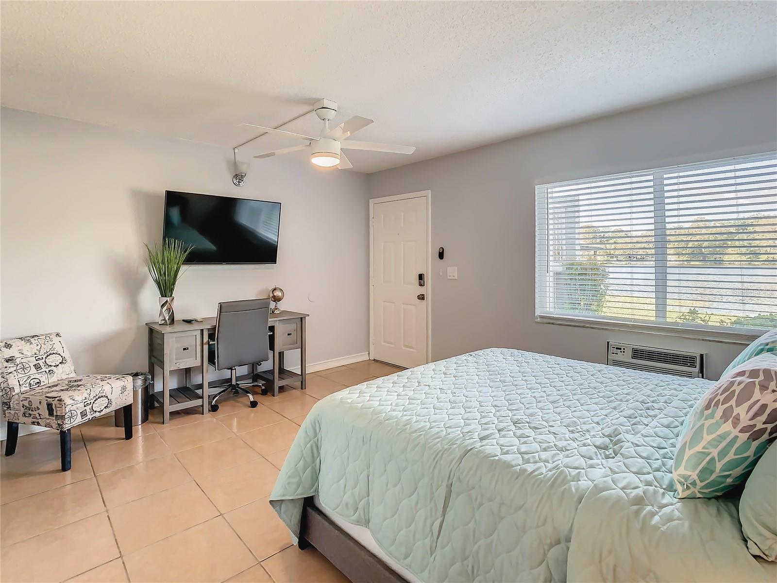 WATERSIDE CONDO II - Residential Lease