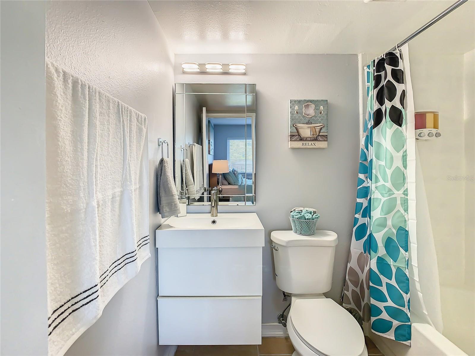 WATERSIDE CONDO II - Residential Lease