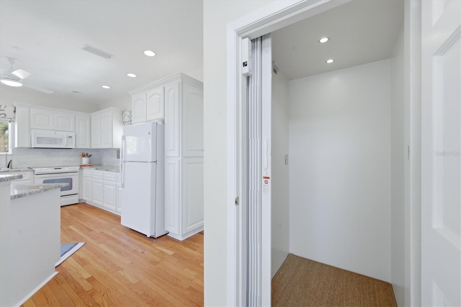 BOCILLA BEACH BAY LAND CONDO - Residential