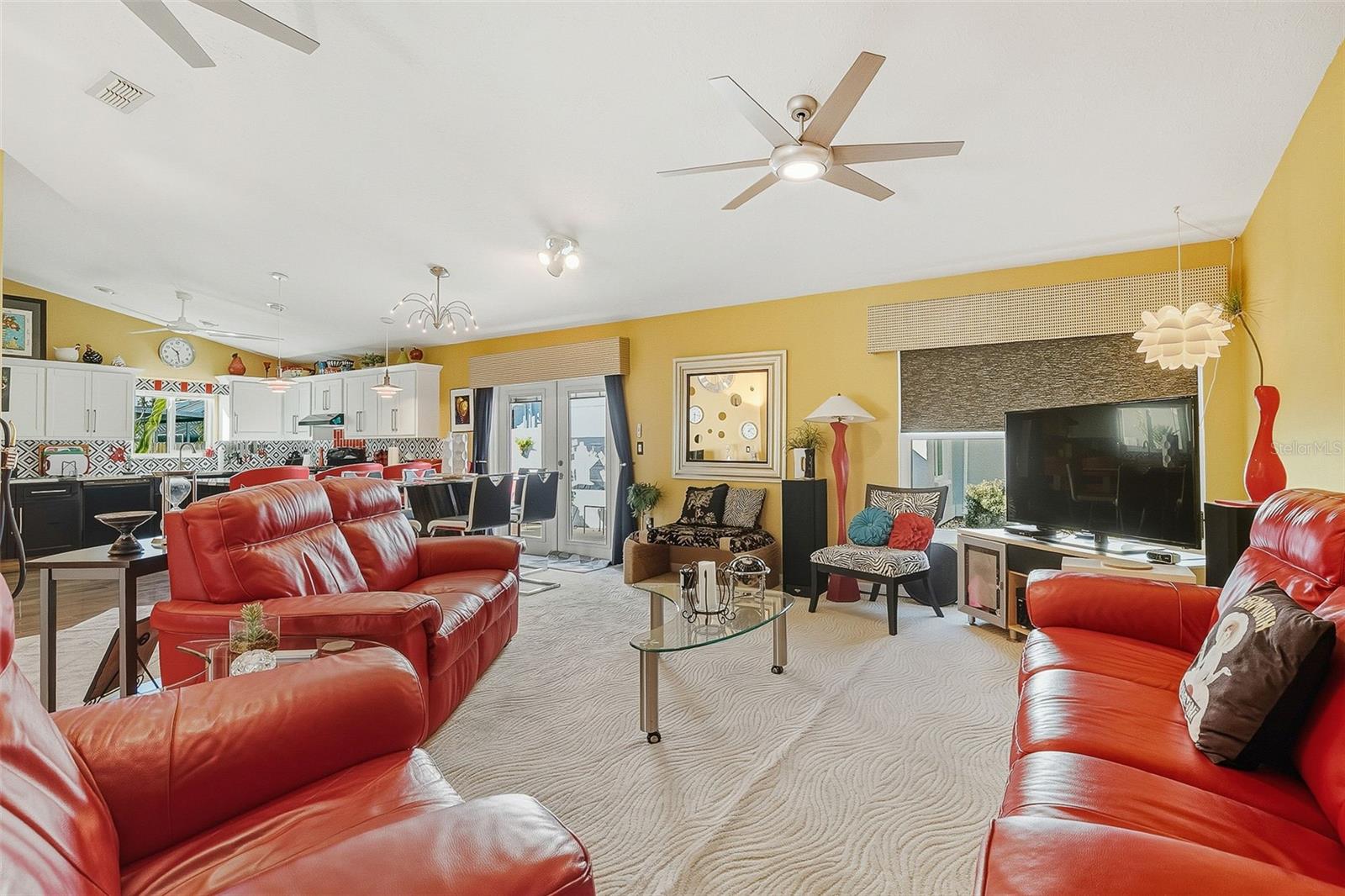 MAPLE LAKES - Residential